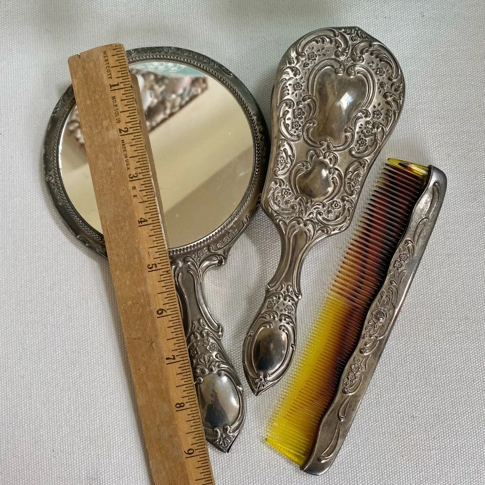 Vtg 3 Piece Vanity Set Art Nouveau Floral Mirror Brush Comb Heavy Silver Plate